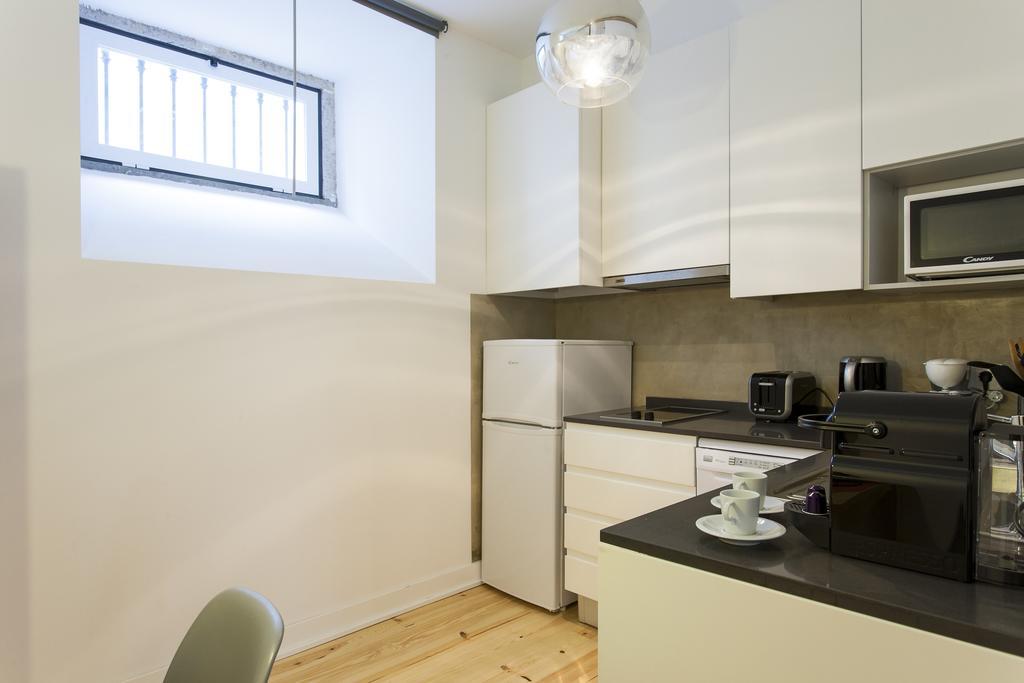 Altido Cosy 1-bed Flat With Workspace In Santa Catarina, Moments From Luís De Camões Sq Apartamento Lisboa