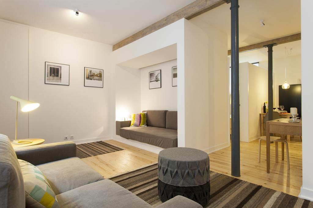 Altido Cosy 1-bed Flat With Workspace In Santa Catarina, Moments From Luís De Camões Sq Apartamento *